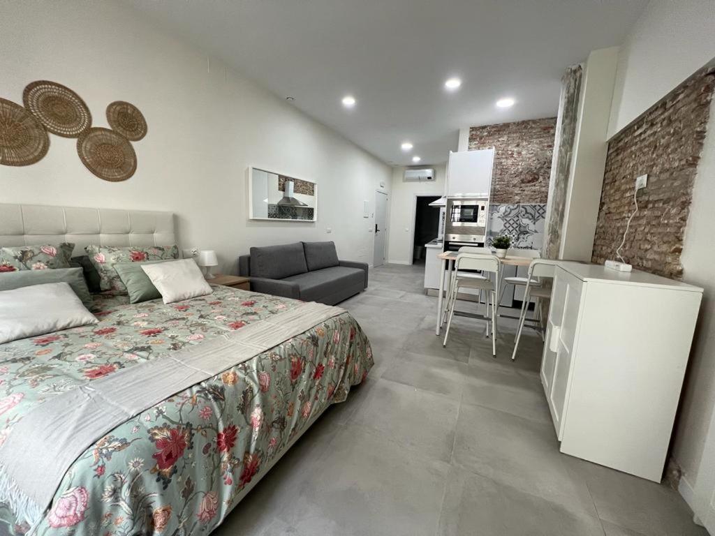Precioso Estudio En El Centro De Malaga 1 Luaran gambar